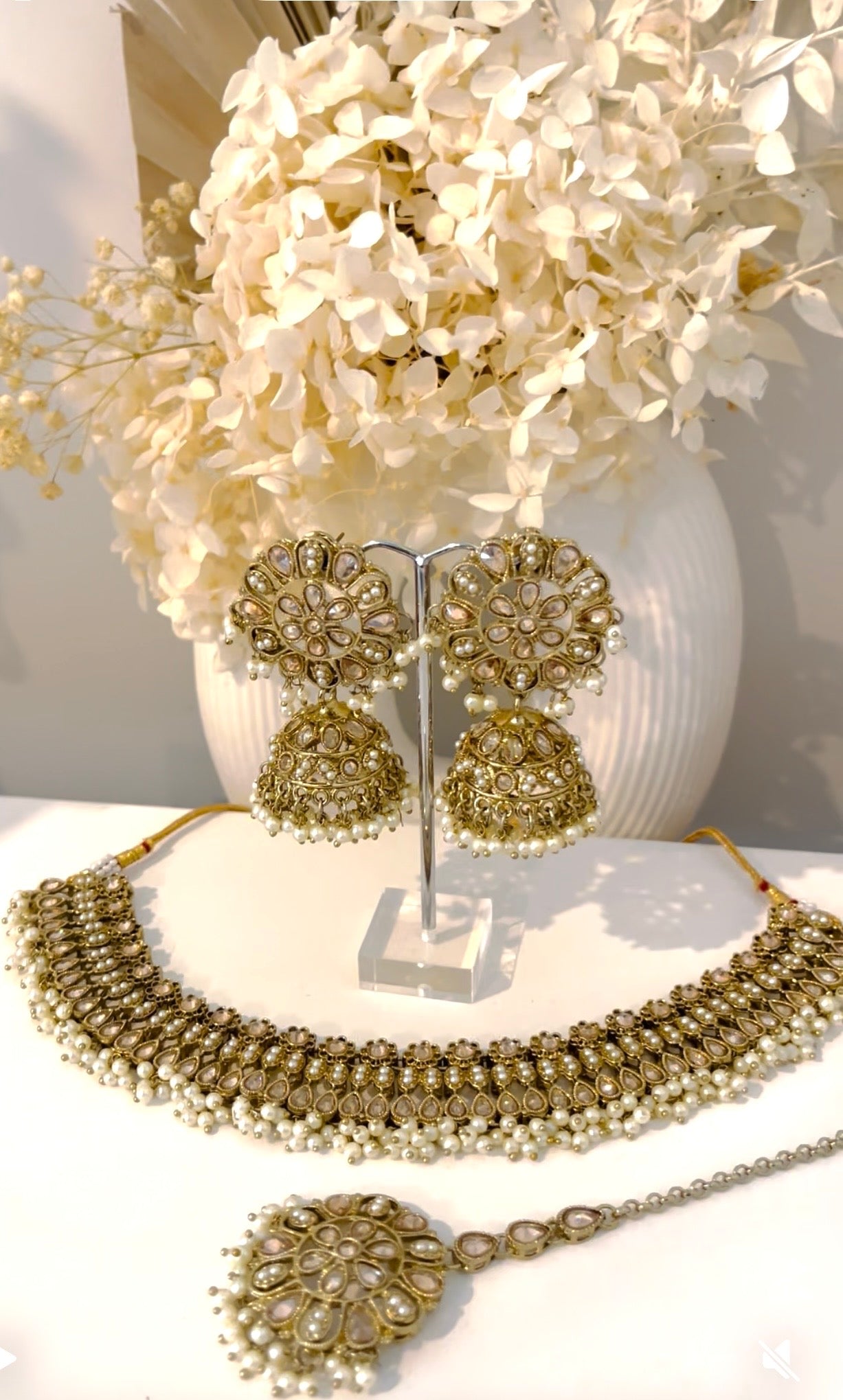 Gold Tone Necklace Set