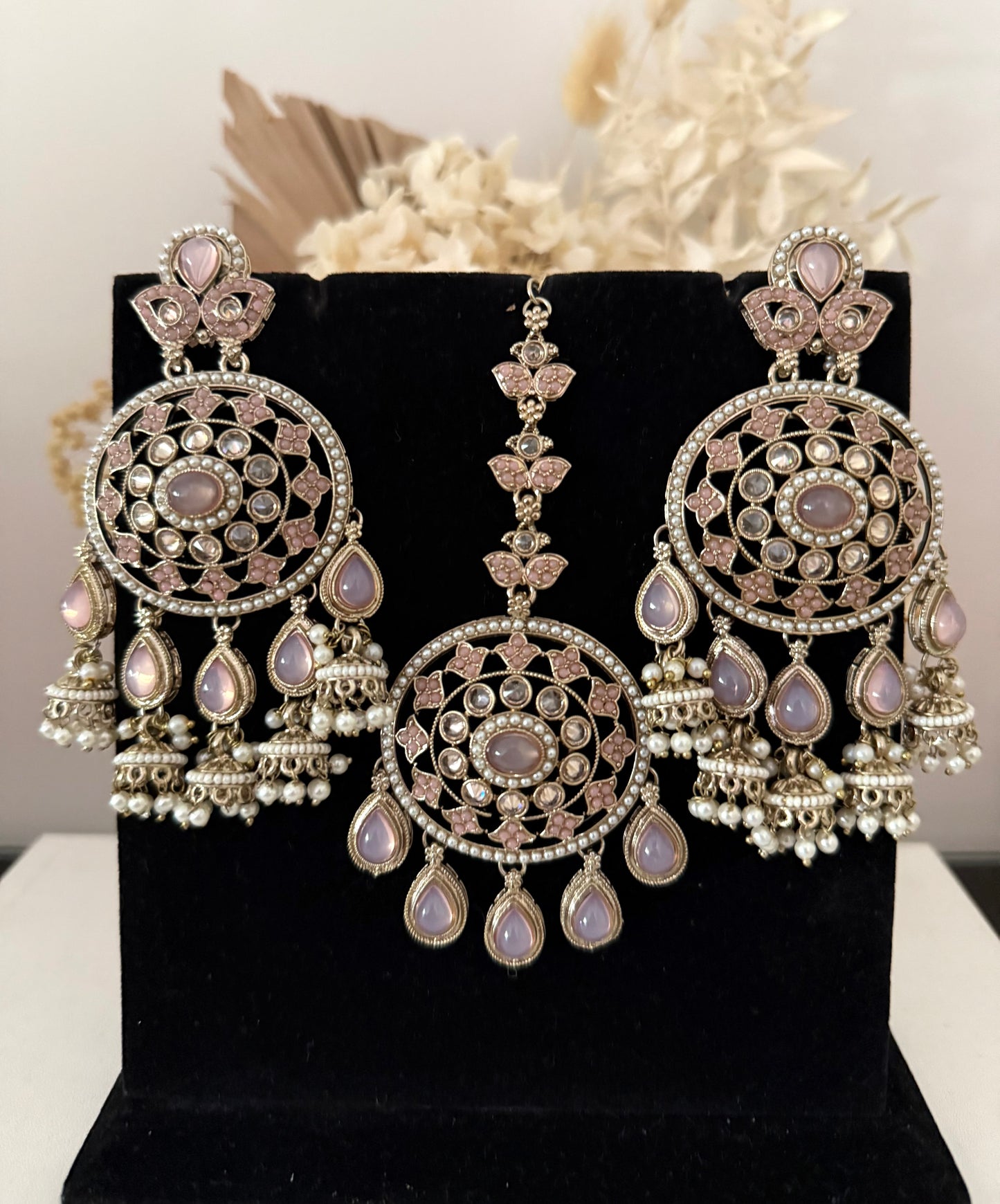 Earrings & Tikka Set in Pastel Pink
