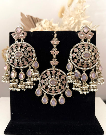 Earrings & Tikka Set in Pastel Pink