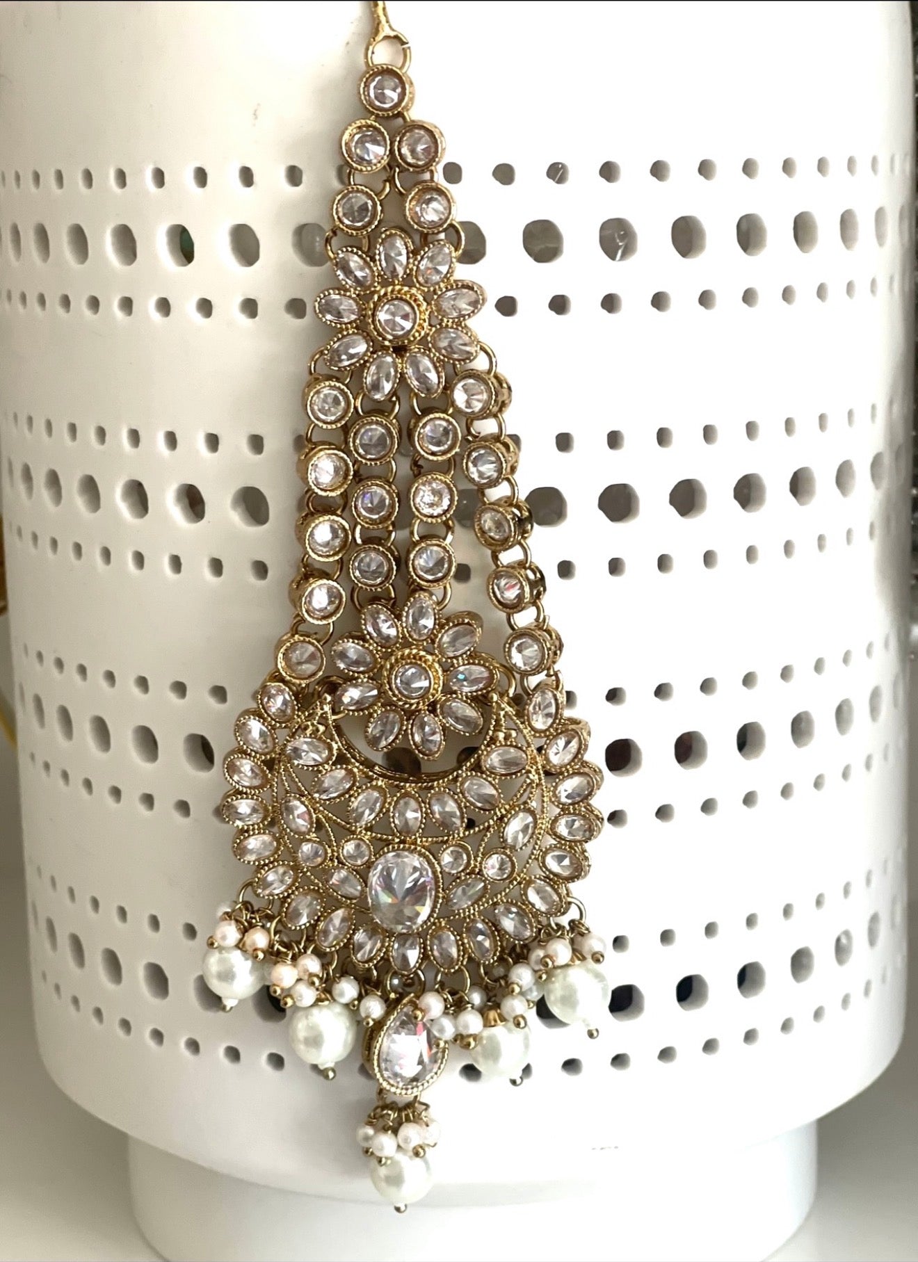 Gold & White Pearls Pasa Jhoomer