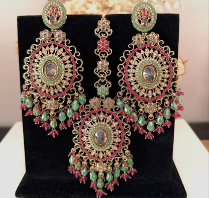 Oversized Earrings & Tikka Set