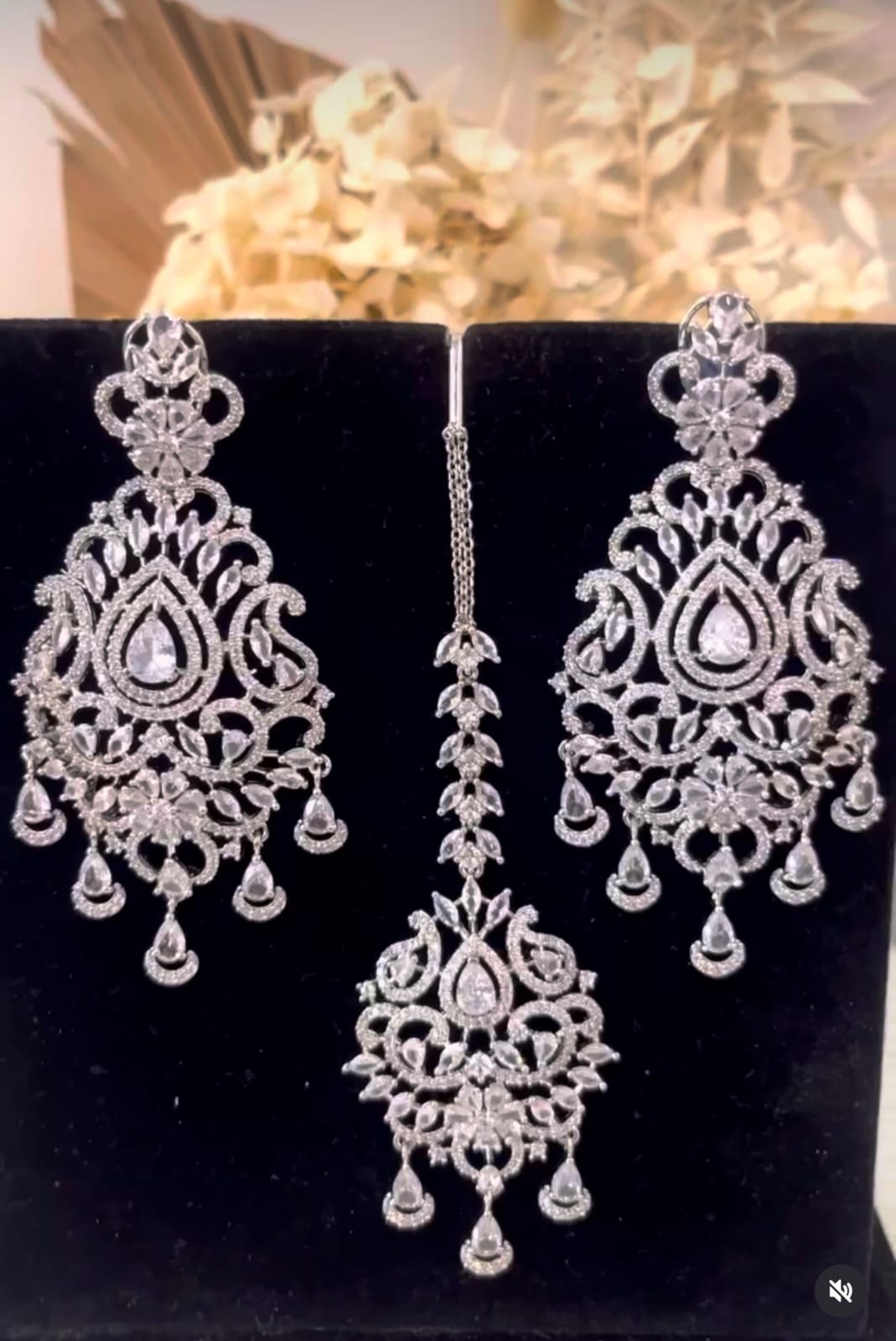 American Diamond Earrings Bindi Set