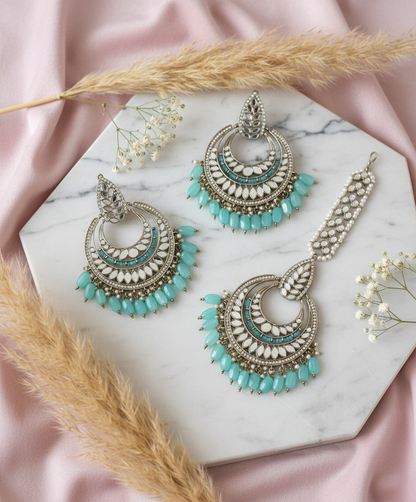 Complete set with pampas styling