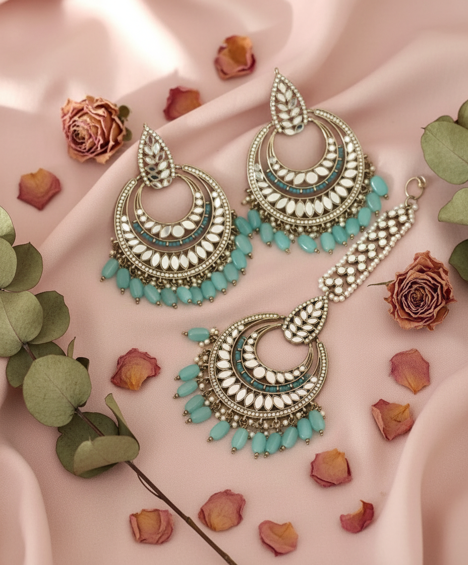 Complete set with rose petals
