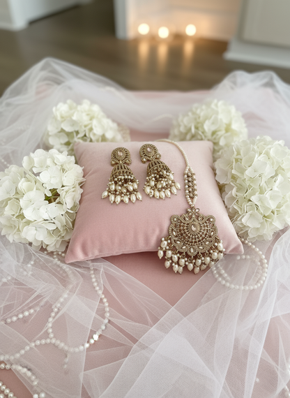 Pink velvet with hydrangeas