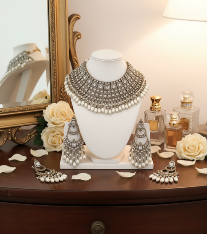 Semi Bridal Gold Necklace Set