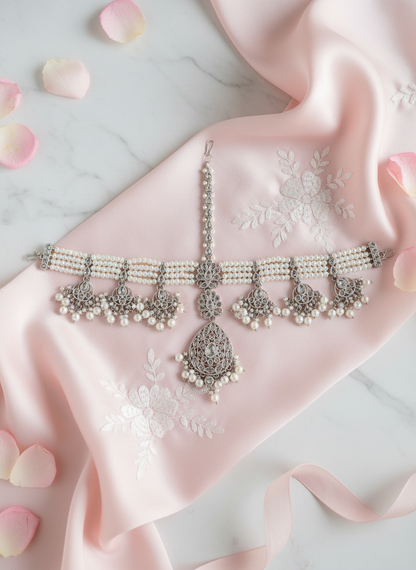 Updated Maang Tikka Image 1